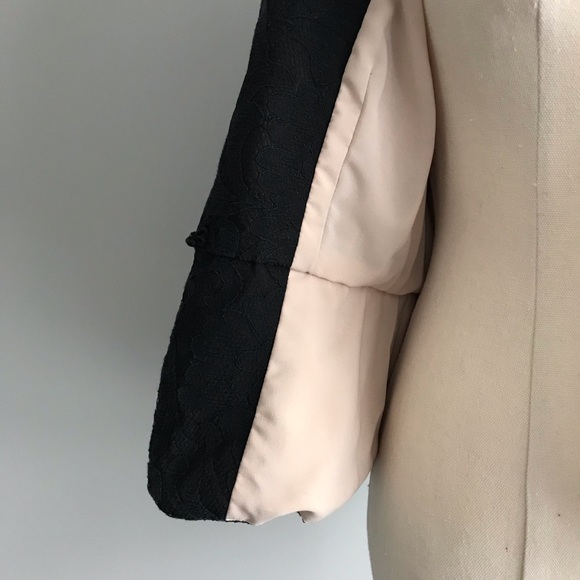 ~SOLD~ PORTMANS Size 8 Black Lace Blazer - Picture 15 of 16